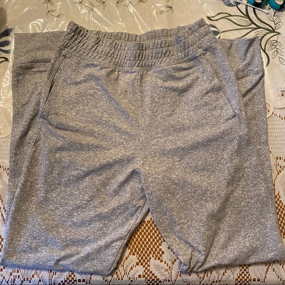 VS Pink Active • Grey Space Dye Athletic Leggings - Picture 2 of 7